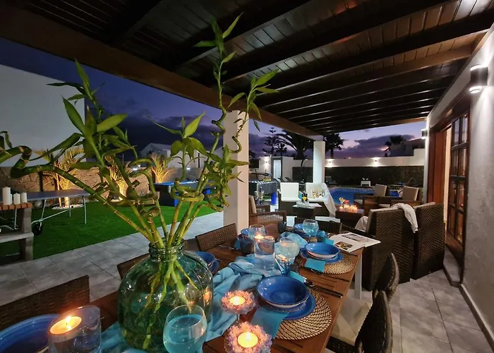 Karla Вилла Коста Бланка