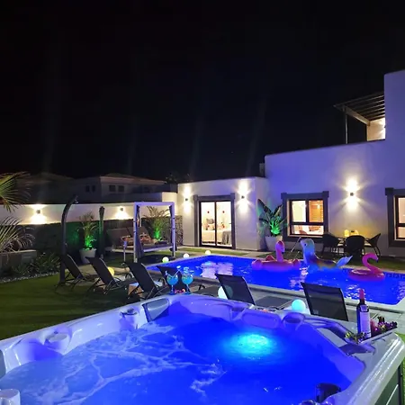 别墅 Karla 普拉亚布兰卡