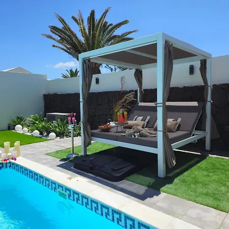 Karla 普拉亚布兰卡